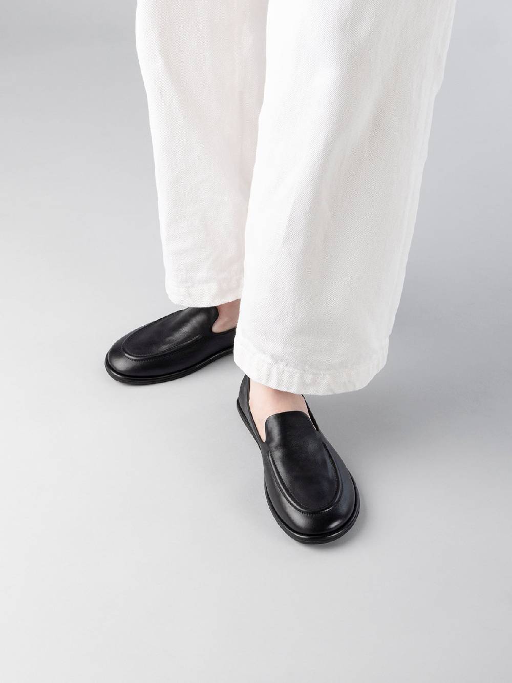 Officine Creative MIENNE 101 Mocassini in Pelle Nera Online