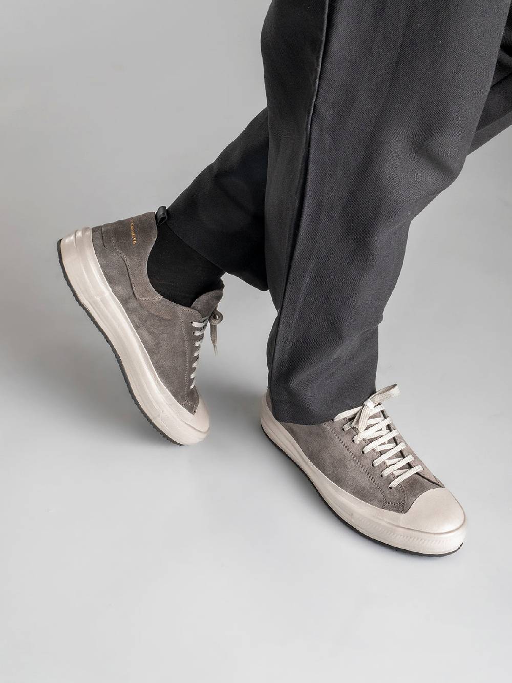 Officine Creative MES 009 Sneakers in Pelle Scamosciata Grigia Vendita Calda