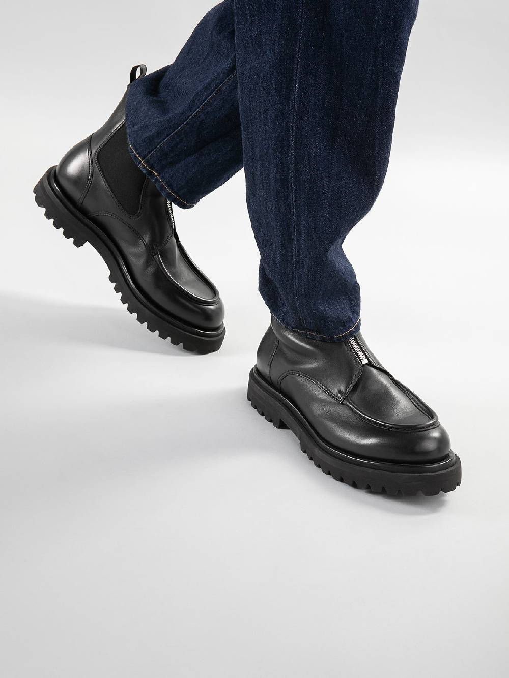 Officine Creative EVENTUAL 018 Stivali Zip in Pelle Nera Italy