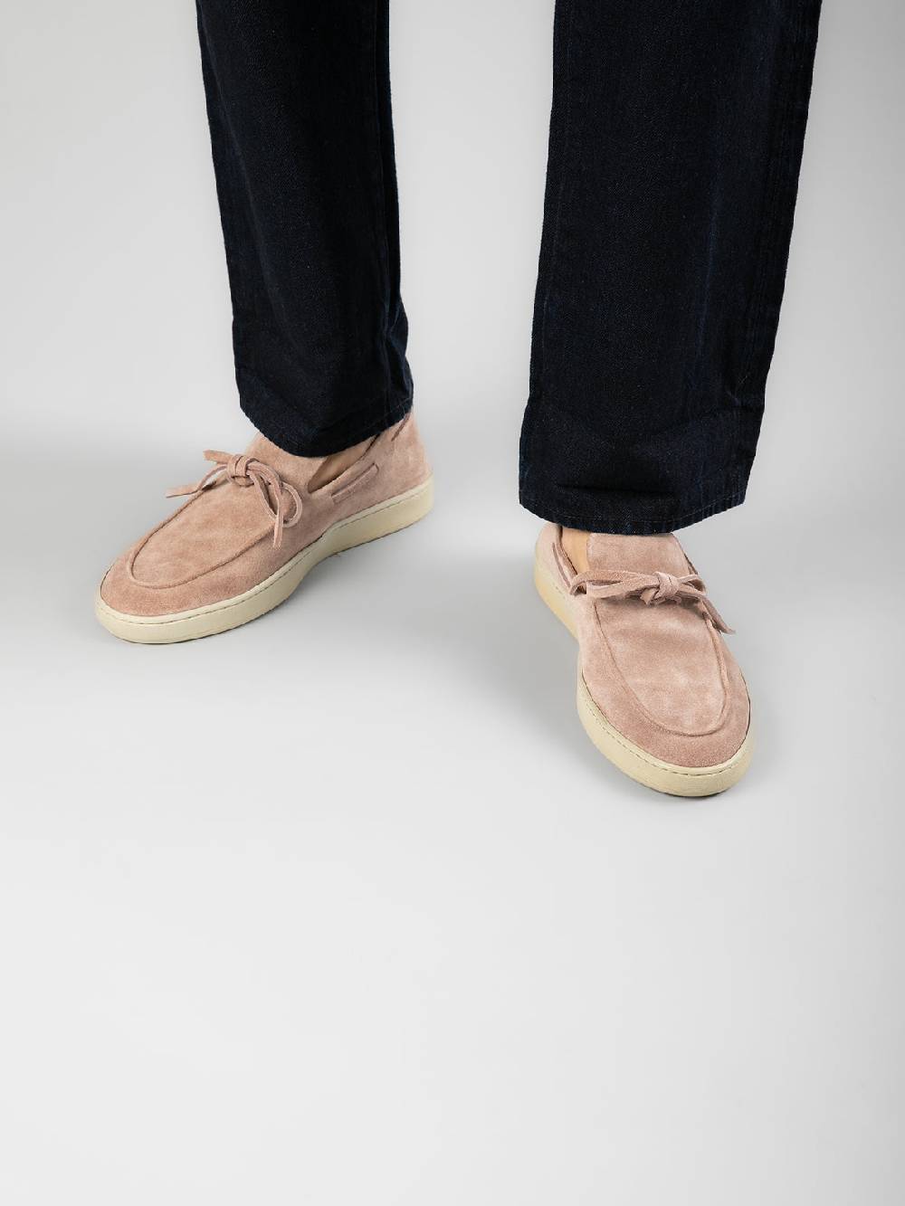 Officine Creative HERBIE 003 Mocassini da barca in pelle scamosciata Tortora Fino al 50% di sconto