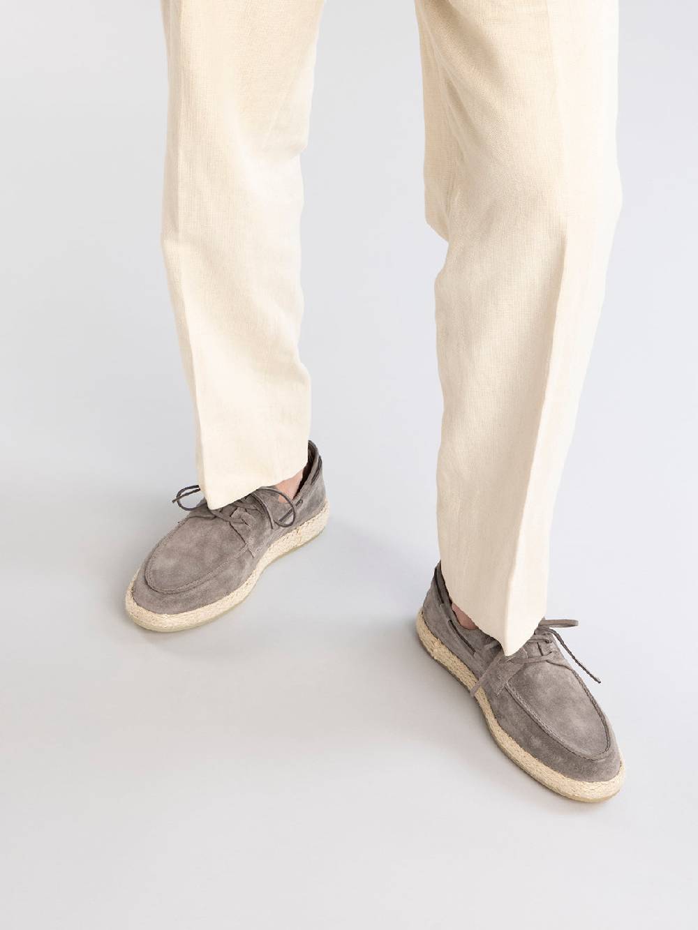 Officine Creative ROPED 005 Scarpe da barca in Pelle Scamosciata grigia Novità