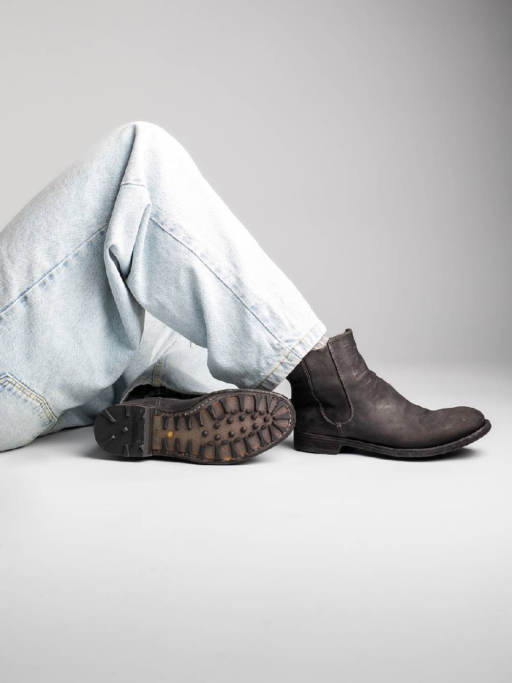 Officine Creative ARBUS 021 Stivaletti Chelsea in Pelle Grigia Outlet