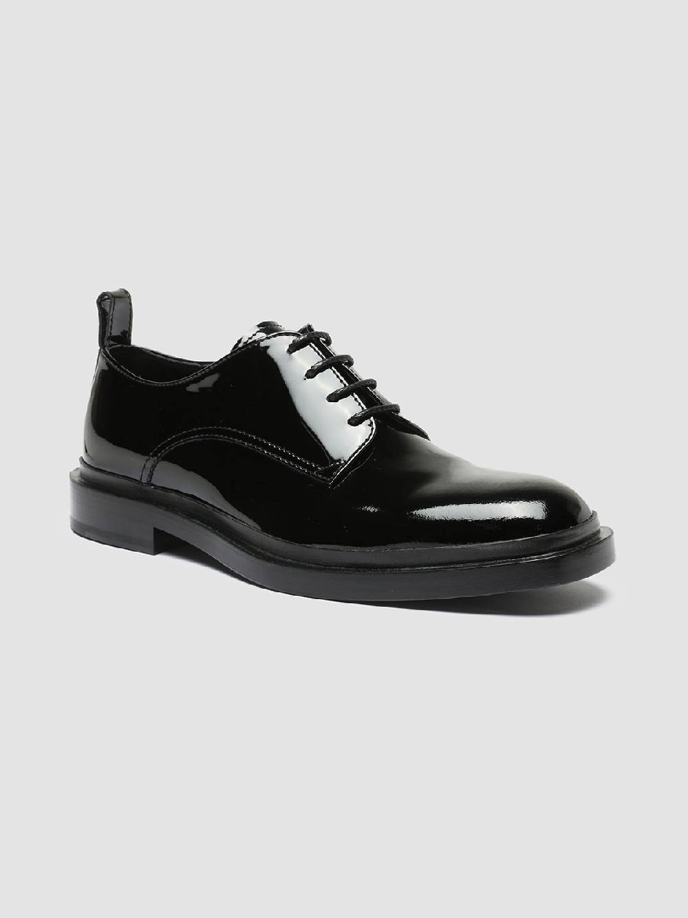 Officine Creative CONCRETE 003 Derby in Pelle Nera Negozio