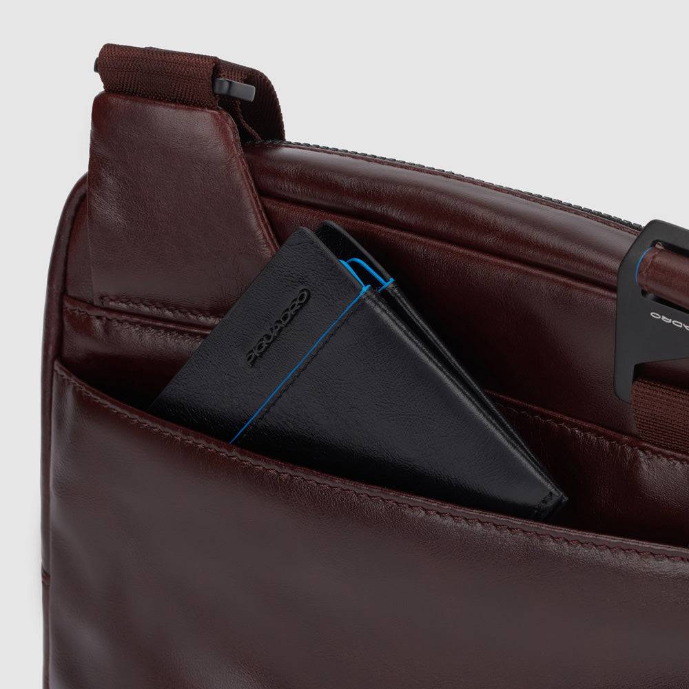 Piquadro iPad® crossbody bag Fino Al -60%