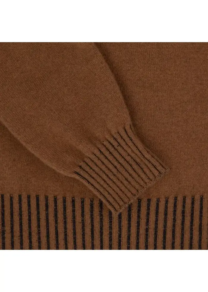 JURTA | MAGLIONE GIROCOLLO LANA MERINO MARRONE Fino Al -60%