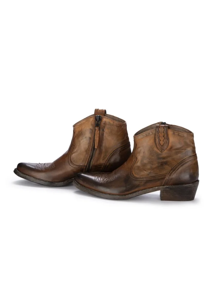 KEEP | STIVALETTI TEXANI CRUST MARRONE SCURO Offerta natalizia
