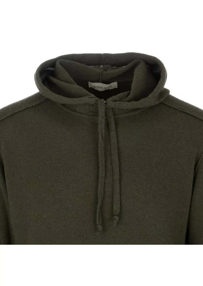 WOOL & CO | MAGLIONE CAPPUCCIO VERDE Spedizione gratuita