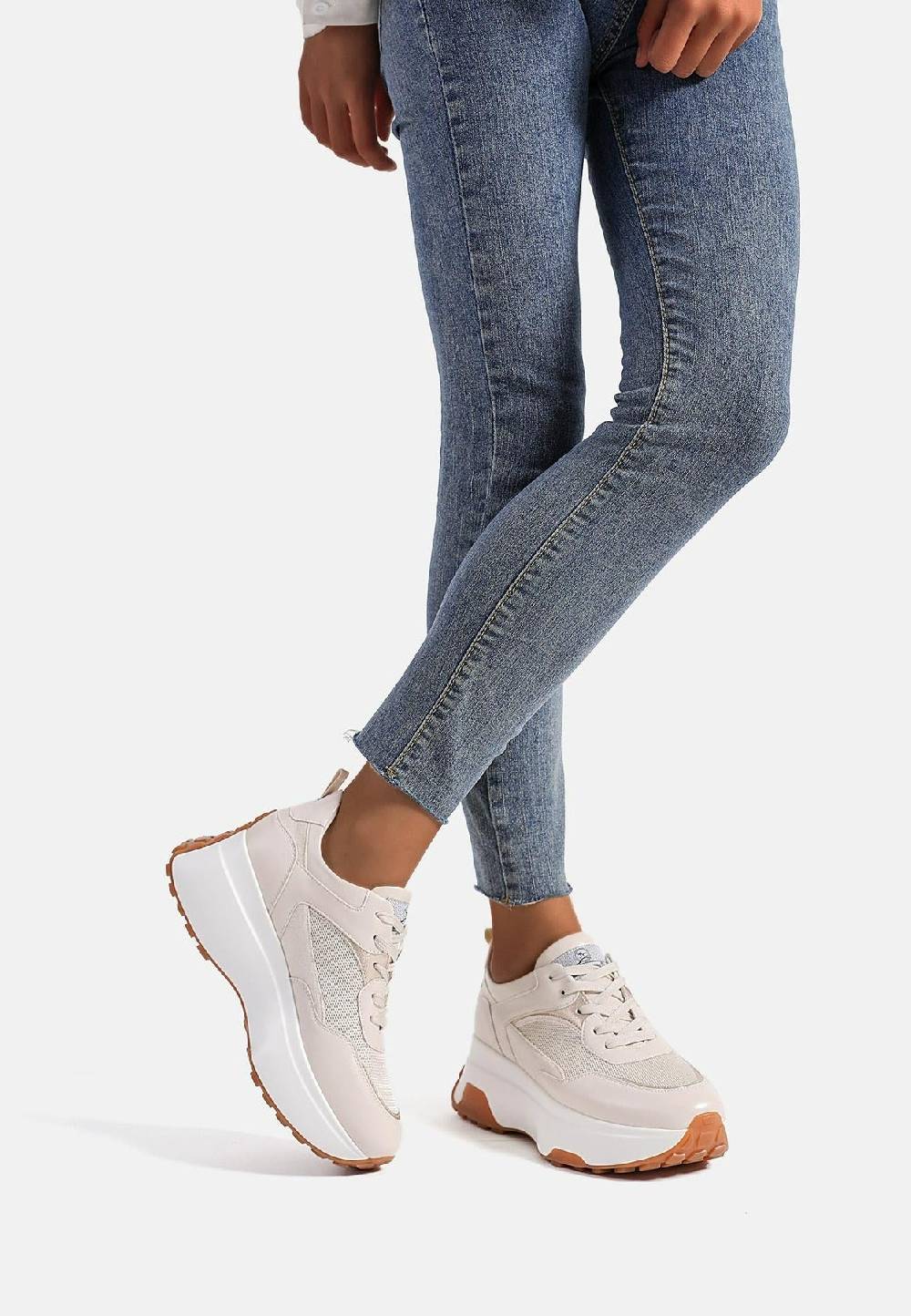 Queen Helena Sneakers X30-22 2025