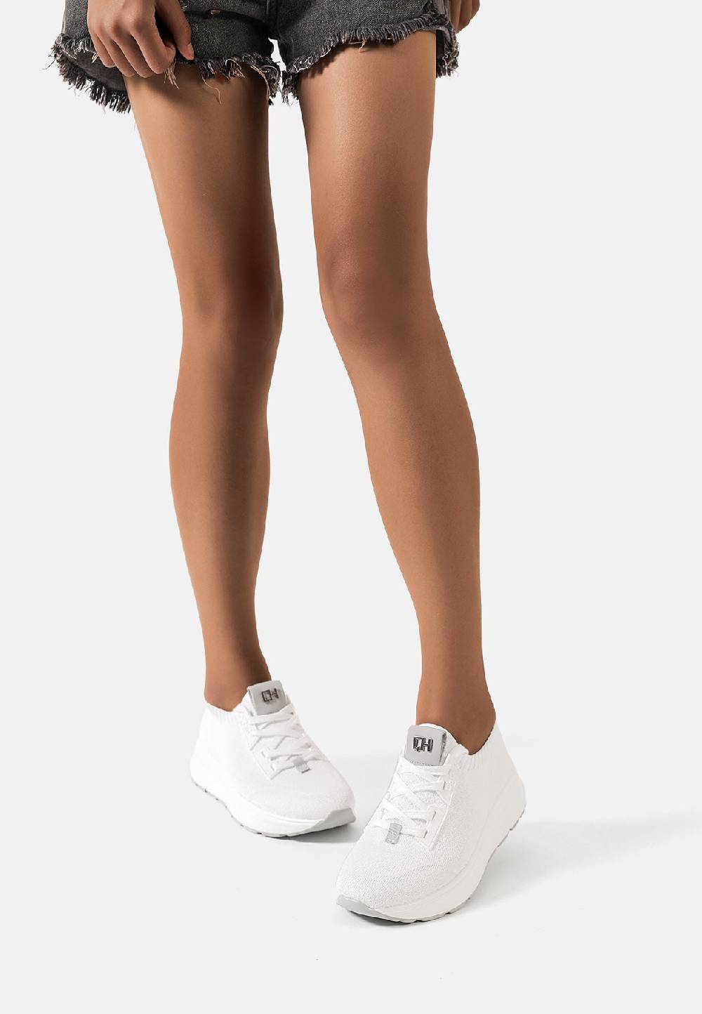 Queen Helena Sneakers QH7022