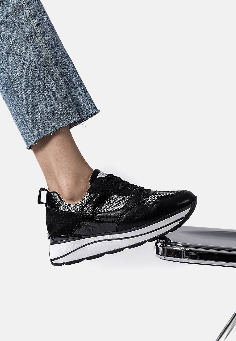Queen Helena Sneakers - X28-35 Italy