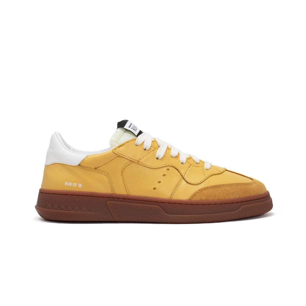 RUN OF George sneakers in pelle gialla con talloncino in pelle bianca Presa