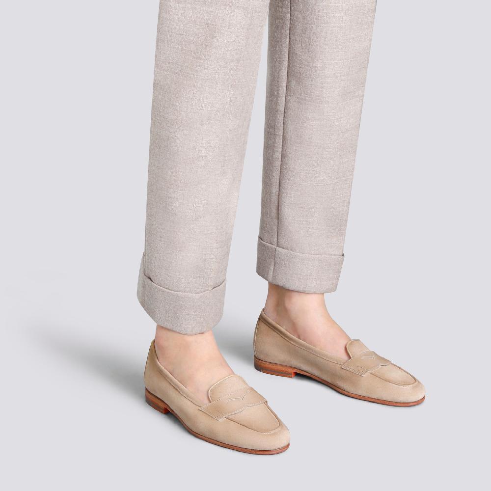 Santoni Mocassino Carla da donna in suede beige Negozio