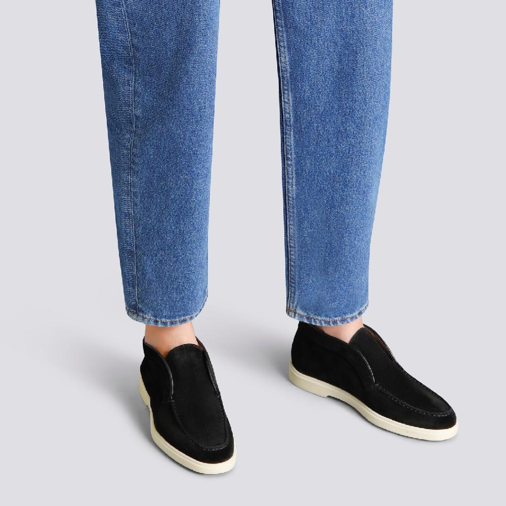 Santoni Stivaletto desert da donna in suede nero Pezzi Unici