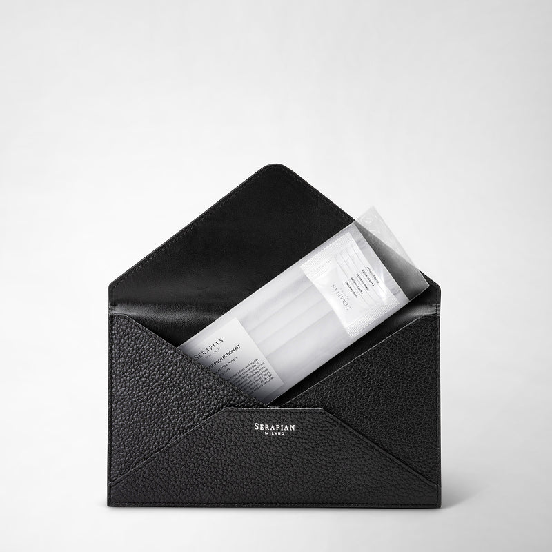 Serapian Pouch in cachemire leather black Convenienza