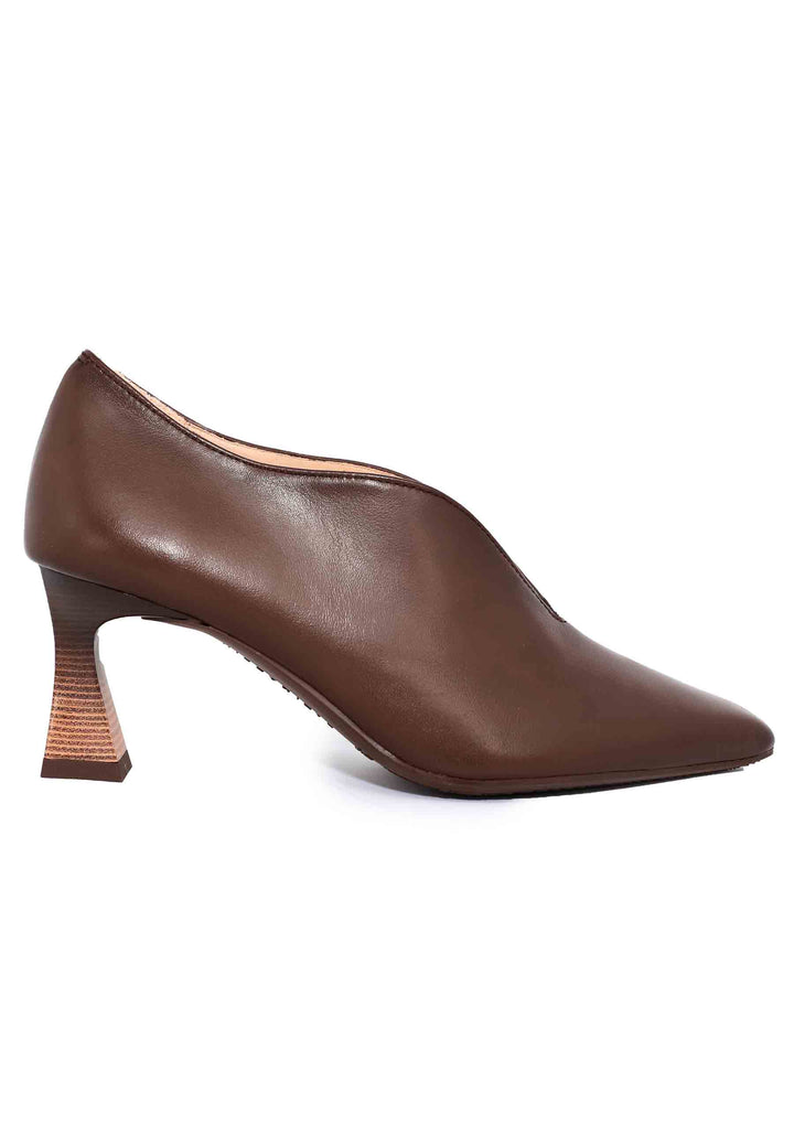 Spatarella Decollete donna in pelle marrone con scollo Ultimo giorno