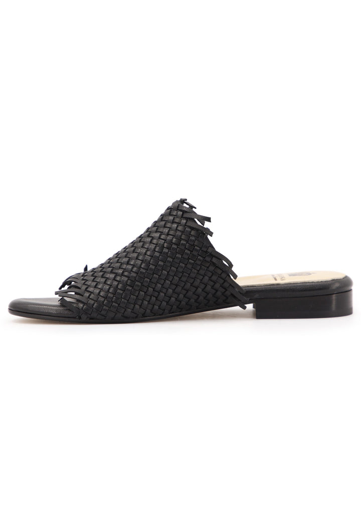 Spatarella Sandali bassi donna in pelle intrecciata nera Liquidazione