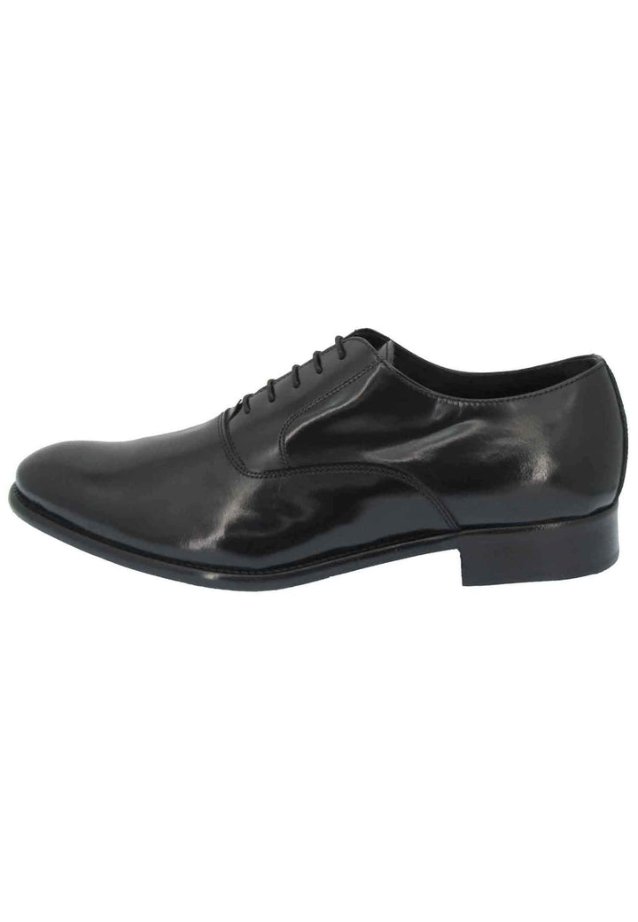 Spatarella Stringate uomo in pelle nera lucida con fondo in cuoio Bestseller