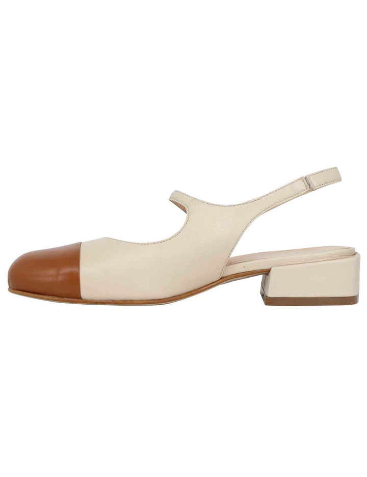 Spatarella Decollete slingback donna in pelle beige bicolore con puntale cammello Solo un giorno rimasto