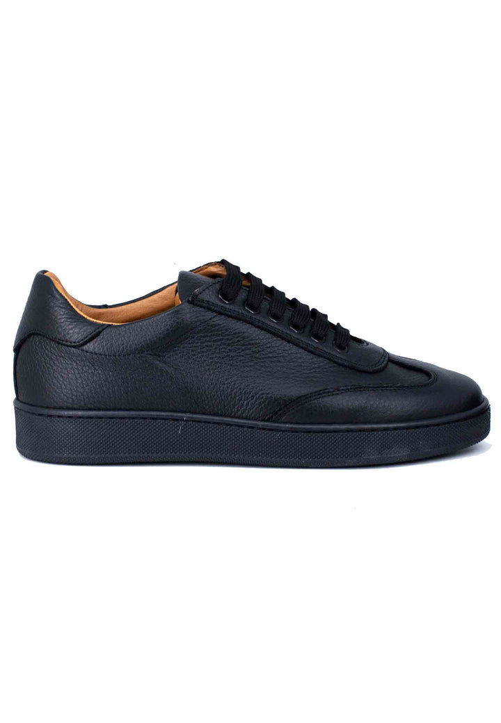 Spatarella Sneakers uomo in pelle martellata nera Pezzi Unici