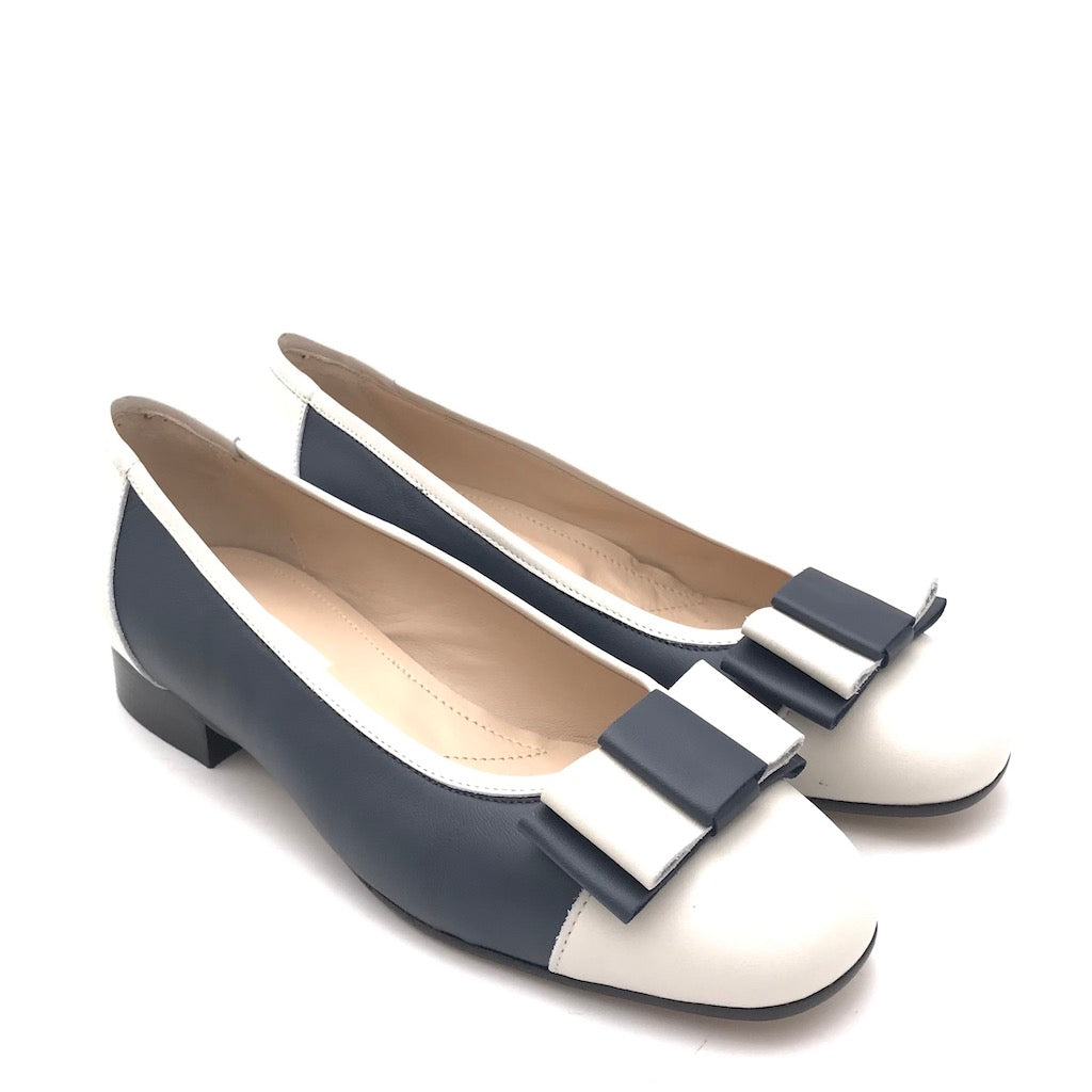 Zulian Calzature Ballerina in pelle blu-panna Spedizione Gratuita