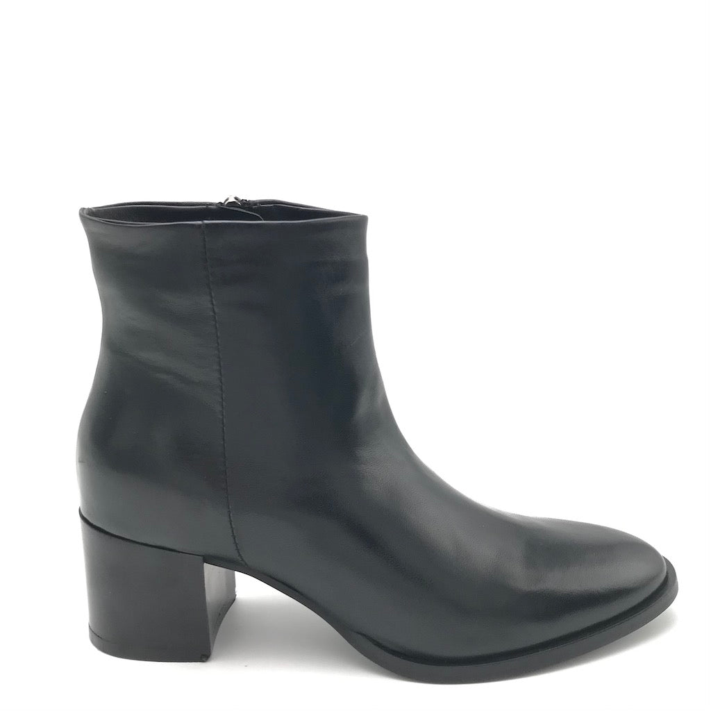 Zulian Calzature Tronchetto classico nero
